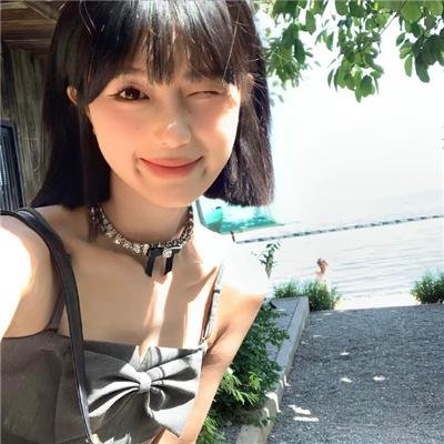 我配不上她